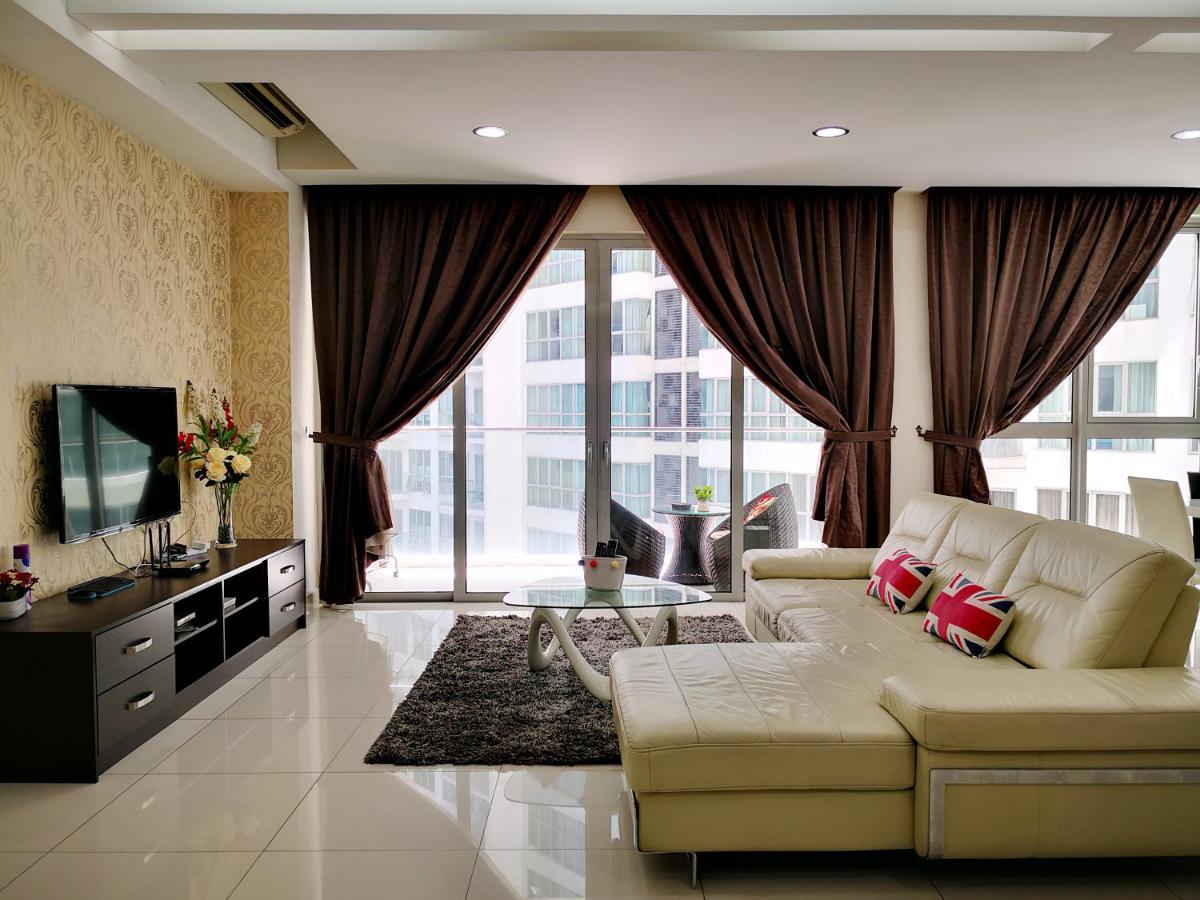 Klcc Inifinity Pool - The Regalia Residences & Suites By Kl Minsu Kuala Lumpur Ngoại thất bức ảnh