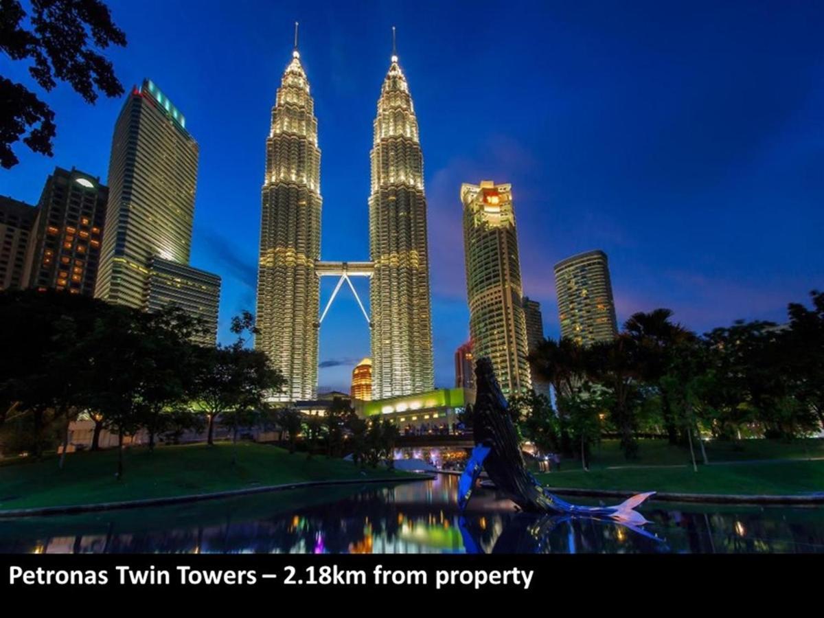 Klcc Inifinity Pool - The Regalia Residences & Suites By Kl Minsu Kuala Lumpur Ngoại thất bức ảnh