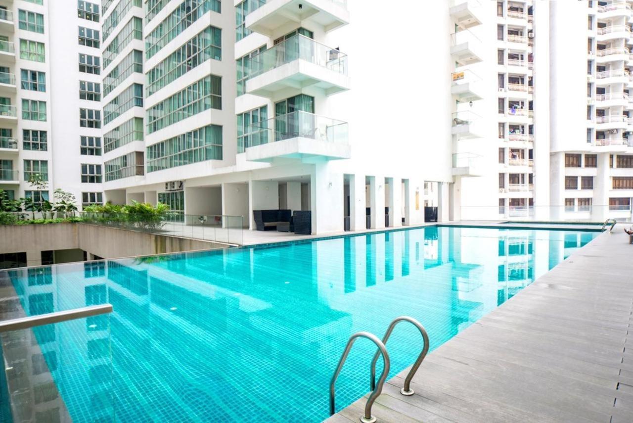 Klcc Inifinity Pool - The Regalia Residences & Suites By Kl Minsu Kuala Lumpur Ngoại thất bức ảnh