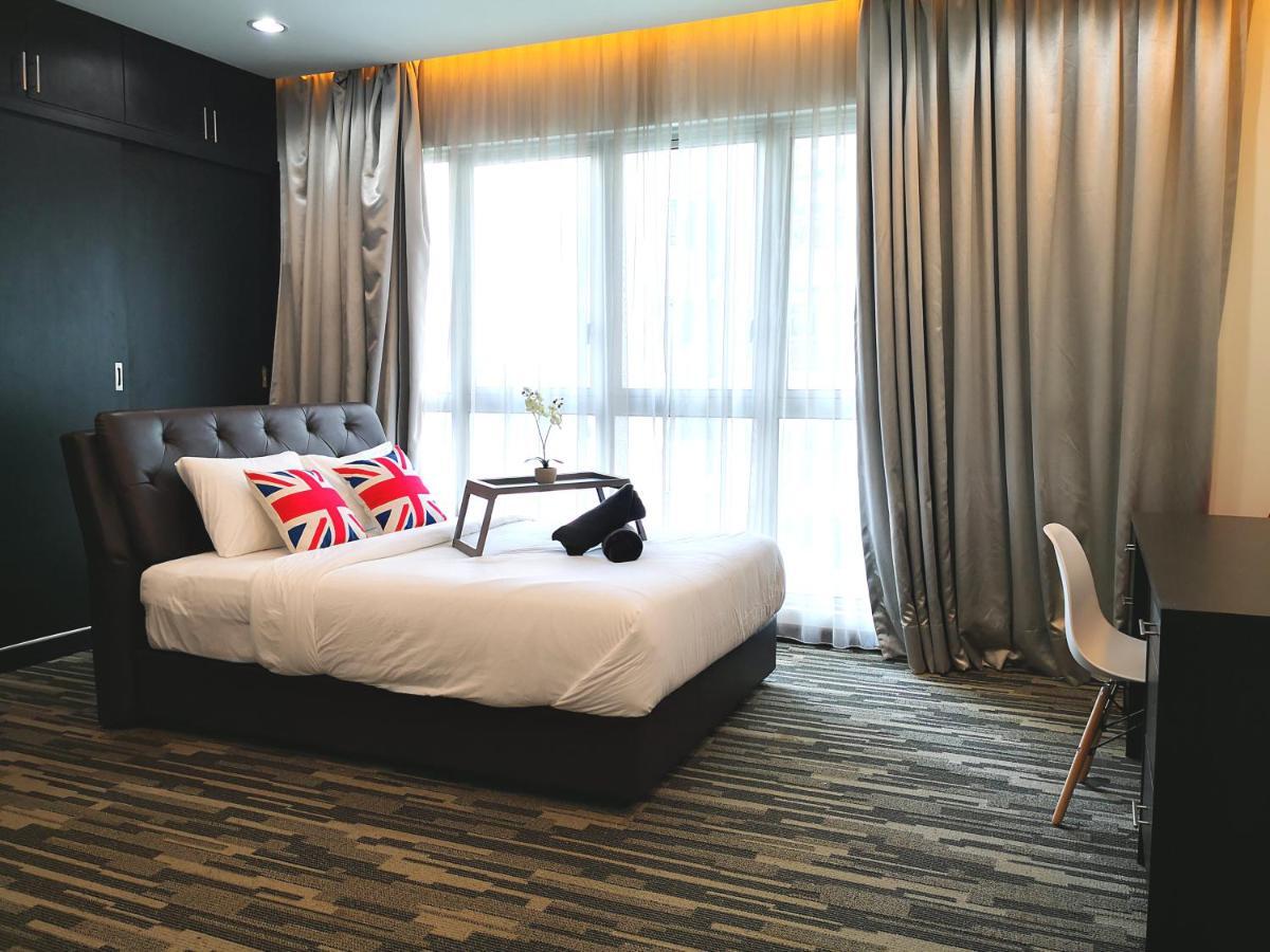 Klcc Inifinity Pool - The Regalia Residences & Suites By Kl Minsu Kuala Lumpur Ngoại thất bức ảnh
